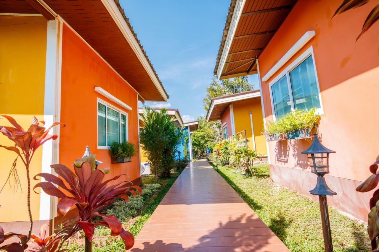 The Creek Villa Loei Bagian luar foto